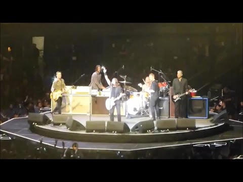 Foo Fighters - 01/10/2015 @ Dave's Rad Birthday Bash (Evening in the Round), Los Angeles, CA