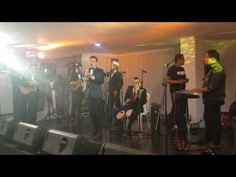 Nació mi poesía en saxofon ,música vallenata en saxofo