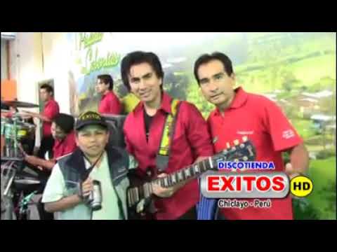 Mi nuevo pañuelo - sensual karicia.