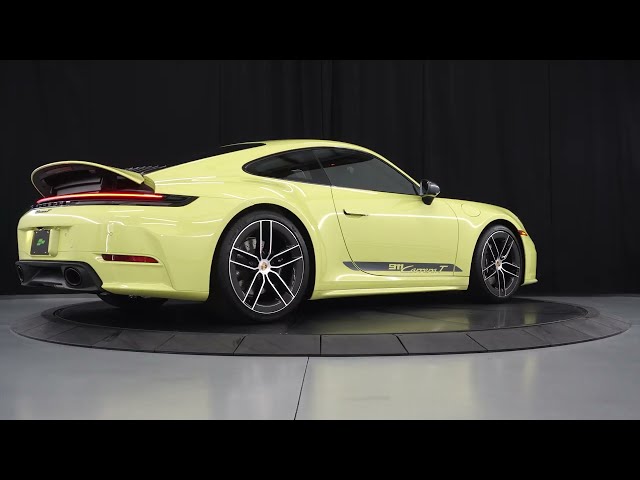 2025 Porsche 911 - Image 36