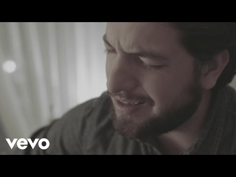 download lagu mp3 mp4 Eu Olhei A Tristeza Nos Olhos E Sorri, download lagu Eu Olhei A Tristeza Nos Olhos E Sorri gratis, unduh video klip Eu Olhei A Tristeza Nos Olhos E Sorri