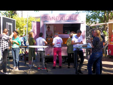 Two Women makes a lot Grilled Sandwiches in a small Trailer | American Street Food in Berlin