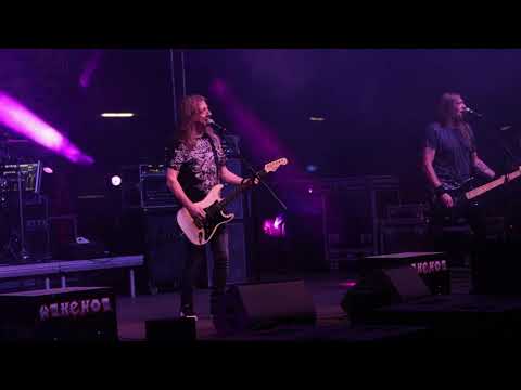 Alkehol  - Pijeme s láskou