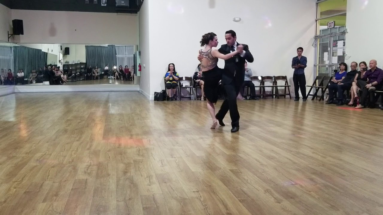 Sebastián Acosta & Laura D'Anna - performance at Silicon Valley Milonga night on 11/07/18 (2 of 3)