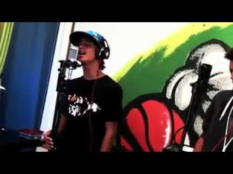 Wize and Tema Princess love clip.mp4