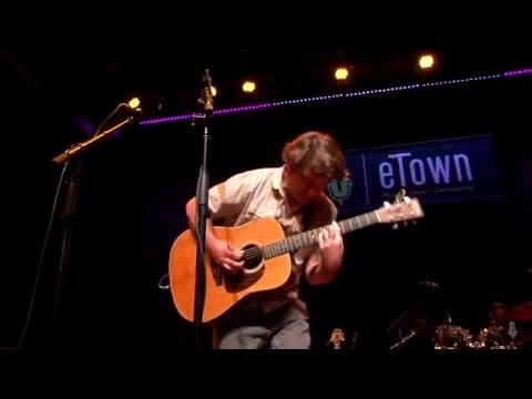 Keller Williams Trio - The Drop ( eTown webisode #897)