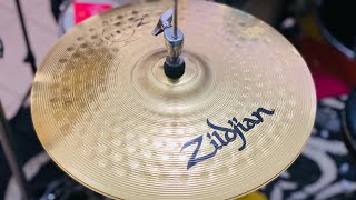 Video thumbnail for Unboxing Zildjian Planet Z 14 Inch Hi-Hats Cymbal (ZP14PR) by Merryn Tan