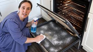 How to Clean the Inside Glass of Your Oven Door