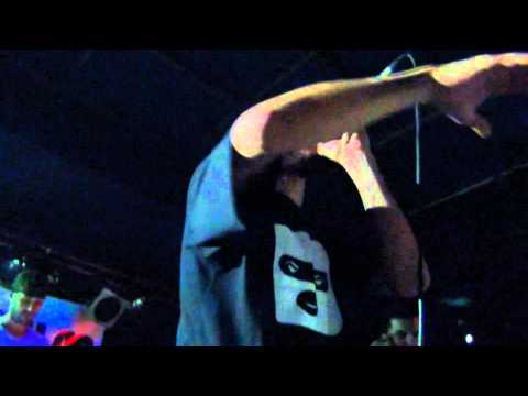 Tiny Jackal & Anser-Όπου Κι Αν Πας live @ An club 18/6/2011