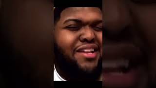 She’s right. Why don’t you guys have a ONE POUND NOTE!?  It literally just makes no sense… #uk#usa