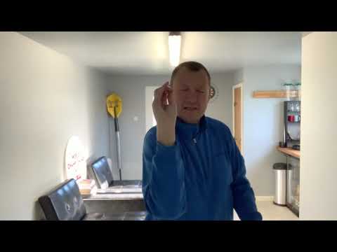 How to play better darts by Wayne Mardle  part 4  Elbow movement.