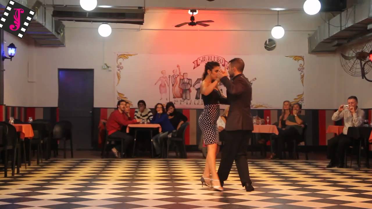 BRUNO TOMBARI Y ROCIO LEQUIO en el Sin Rumbo