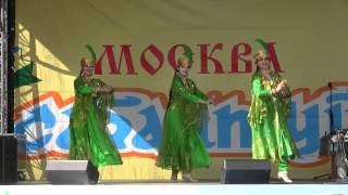 preview picture of video 'Индийский танец - Dances of India. Sabantuy 2012.'