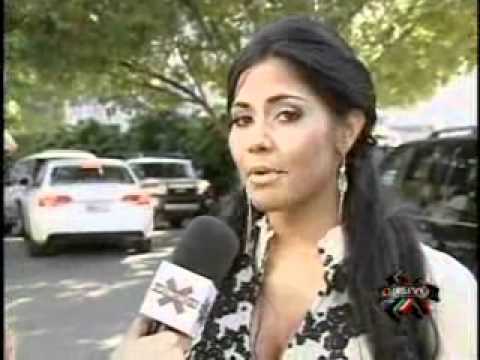 SuperXclusivo - Blooper durante entrevista 3/28/11