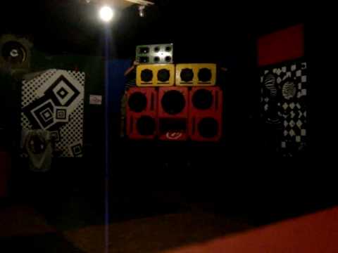 Sound System Test: QUILOMBO HI FI