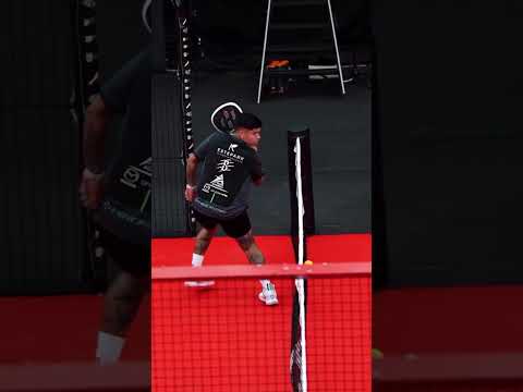 😱Tolito Aguirre haciendo de las suyas 🤭 #padel