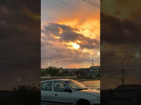 Atardecer en Comandante Luis Piedra Buena - provincia de Santa Cruz , Octubre 2026