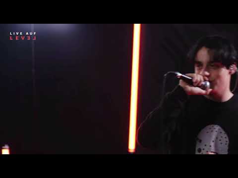 toobrokeforfiji, Sin Davis, makko - 40 Stunden Woche (16Bars Live Performance)