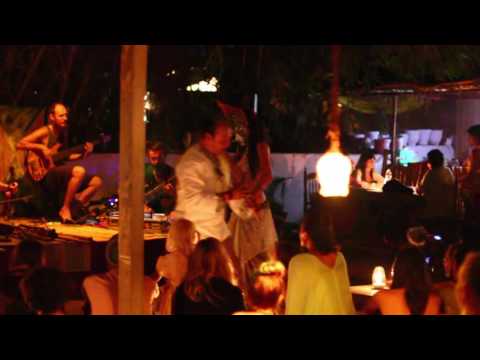 Herbert Quinteros - Tribe famalia India : Arambol, Goa.