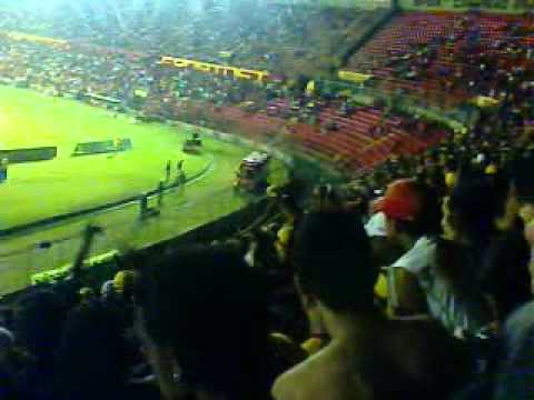 Sport 4 x 0 Americana 4º Gol, e a Jovem tirando onda.