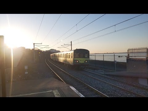 IÉ 8300 class dart train 8323 arrives Salthill & Monkstown for Bray  2/4/2021