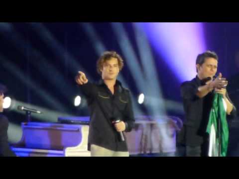 Alejandro Sanz y David Bisbal - Mi soledad y yo (Estadio Olimpico Sevilla 19-06-2013)
