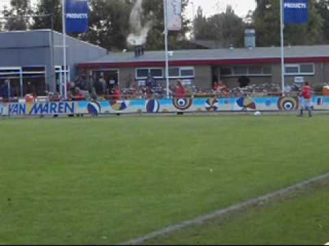 Oranje Wit D2 - VVGZ D1 op 17 oktober 2009