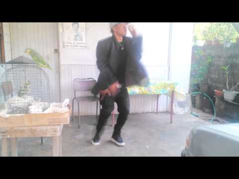 FeWines - Weird ass dancer