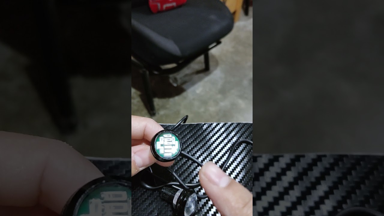 Watch Ojo de águila bicolor //Rojo y Azul // #shorts //Ojo de pescado Led #autos #accesorios #led Now Ojo de águila bicolor //Rojo y Azul // #shorts //Ojo de pescado Led #autos #accesorios #led