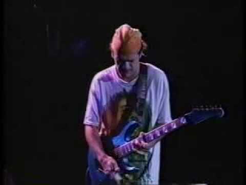 06   santana   blues for salvador HQ audio Mar 29 flv