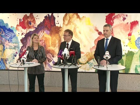 Pressekonferenz  18.000 Anrufe bei Corona-Infoline an einem Tag 12.03.20