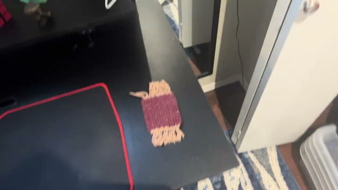 My Deviantart account got compromised. (￼READ DESC)