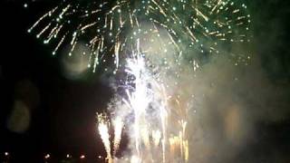 preview picture of video 'Ireland's biggest fireworks - Wexford 2011'