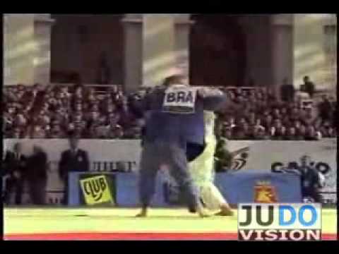 JUDO 2001 Grand Prix: Sergio Oliveira (BRA) - Vitaly Makarov (RUS)