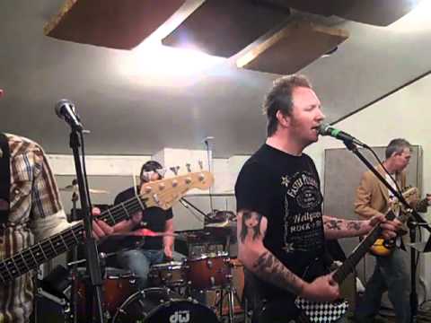 The Electric Red Rehearsing @ The Studio 84