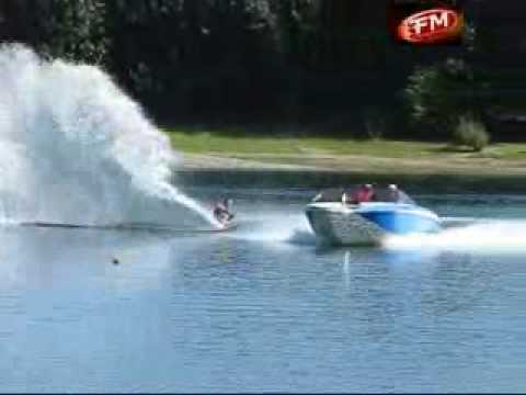 Will Asher v.s Chris Parrish 39 off runs, prelims Pro Tour of Waterskiing ABBOTSFORD Canada