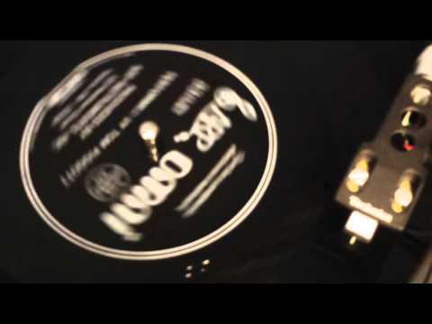 "ARP Omni" Synthesizer audio demo