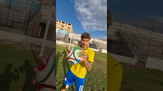 Chutei a bola pra fora do estádio 😱