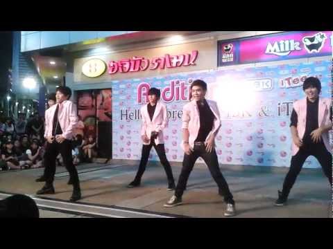 [130328] Domino cover Boyfriend :: You're My Lady + Don't Touch My Girl + Let's Get it Started