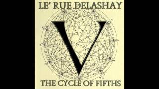 Le'rue Delashay - She's Resting In Pieces
