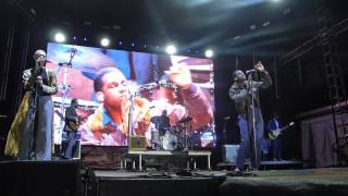 Leon Bridges - Pull Away (Houston 02.03.17) HD