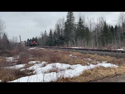 Friendly Engineer! CN 569 near Harcourt, NB