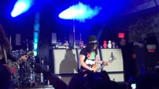 Slash ft Myles Kennedy and the Conspirators - Austin, TX 5/20/15 - You Could Be Mine