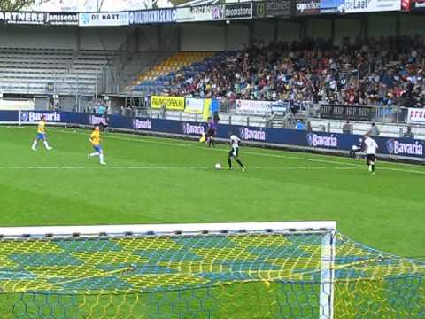GeleLeger TV: RKC Waalwijk - Vitesse (Ere. 12-13) - 1