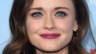 What The Cast Of Gilmore Girls Are Doing Today video