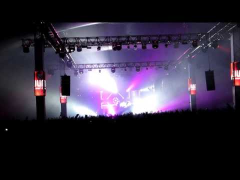 Swedish House Mafia Live @ Balaton Sound 2011 Playing the superhit "One"