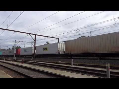 Indian Pacific NR leads 2BM4 - 19/5/15