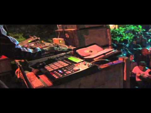 DJ CABIDE AO VIVO DVD FAVELA O CATARINÃO