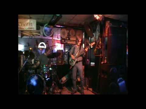 Doobious @ The Blues Tavern - Brick House