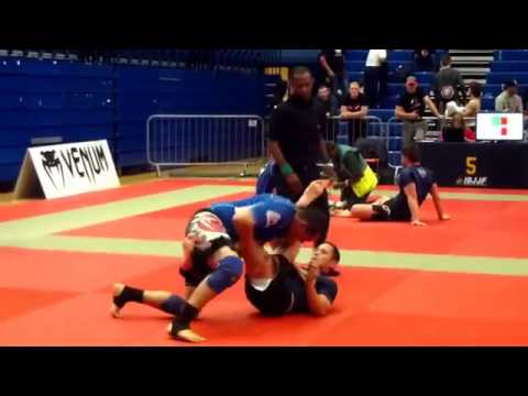 Ezequiel Souza vs Leigh Remeidos - IBJJF London Open No-Gi 2015 - Blue Master 2 - Open